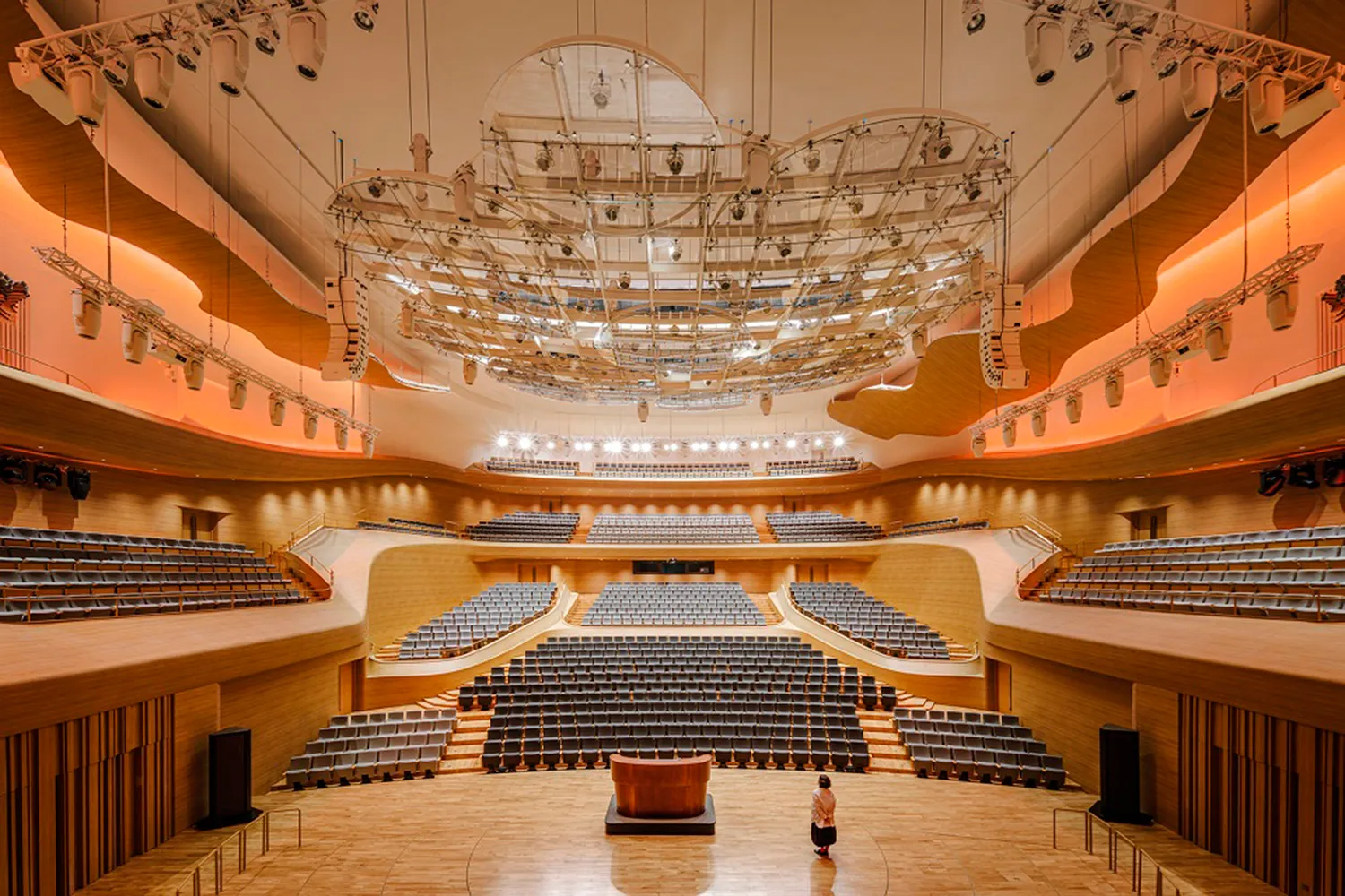 Beijing Performing Arts Centre — grande salle de concert signée Kahle Acoustics
